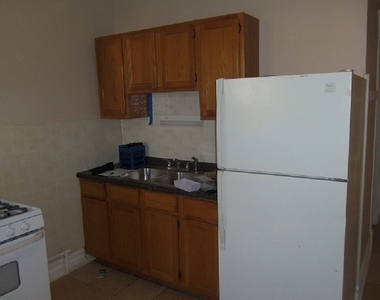 2435 N Ridgeway Avenue - Photo Thumbnail 5