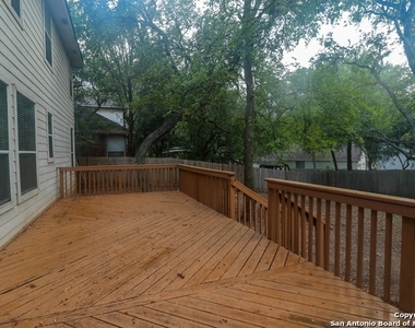 4504 Madrone Dr - Photo Thumbnail 21