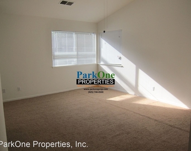 2848 St Joseph Dr - Photo Thumbnail 7