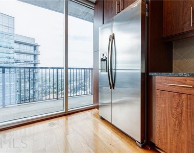 1080 Peachtree Street Ne - Photo Thumbnail 8