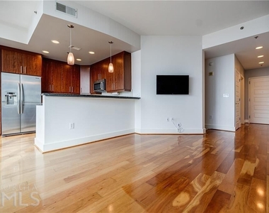 1080 Peachtree Street Ne - Photo Thumbnail 5