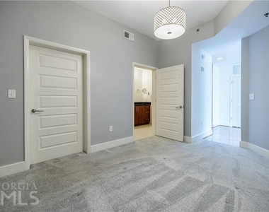 1080 Peachtree Street Ne - Photo Thumbnail 13