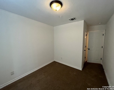 4808 Appleseed Ct - Photo Thumbnail 25