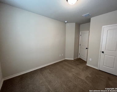 6518 Marcel Way - Photo Thumbnail 22