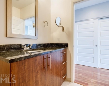 1080 Peachtree St Ne  #3008 - Photo Thumbnail 11