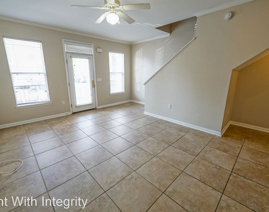 2400 Fred Smith Road Unit 204 - Photo Thumbnail 4