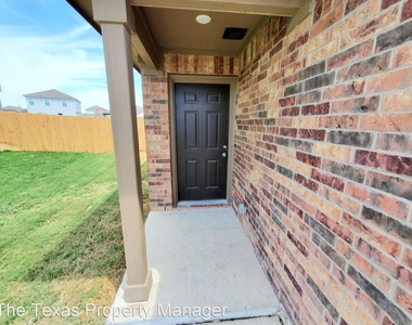 109 Brunswick Ln - Photo Thumbnail 1