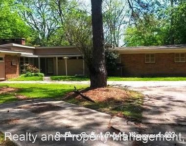 2621 Ashlawn Dr - Photo Thumbnail 0