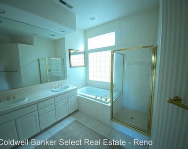 Reno Rental Finders - Photo Thumbnail 9