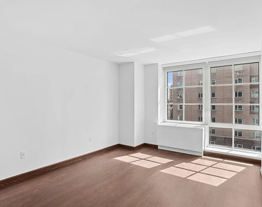 138 East 12th Street - Photo Thumbnail 12