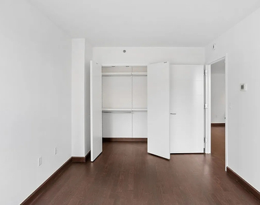 138 East 12th Street - Photo Thumbnail 11