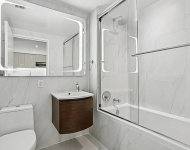 138 East 12th Street - Photo Thumbnail 6