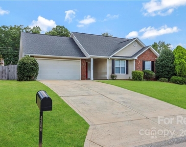 4306 Emerald Lane - Photo Thumbnail 1