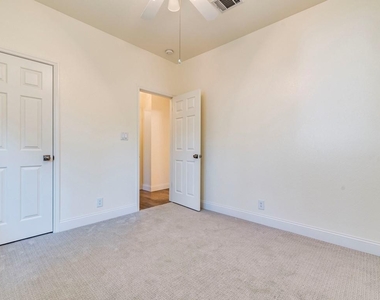 11317  Rockwell Ct - Photo Thumbnail 23