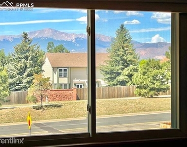 9035 Aragon Drive - Photo Thumbnail 15