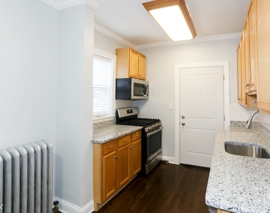 6114 N. Winthrop, Unit 2n - Photo Thumbnail 5