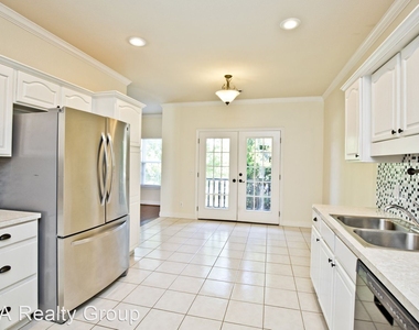 6105 Southgate Cir. - Photo Thumbnail 4