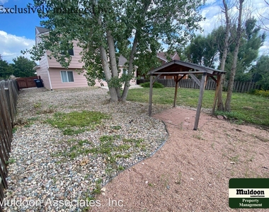 5822 Mesa Mountain Way - Photo Thumbnail 4