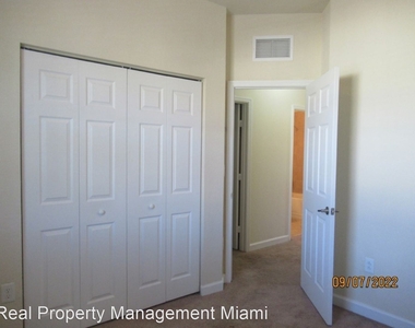 23379 Sw 113 Passage - Photo Thumbnail 15