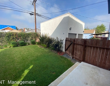 8367 Dunbarton Ave - Photo Thumbnail 12