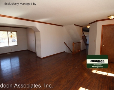 2180 Silkwood Dr - Photo Thumbnail 4