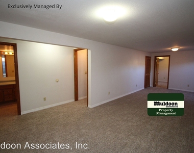 2180 Silkwood Dr - Photo Thumbnail 8