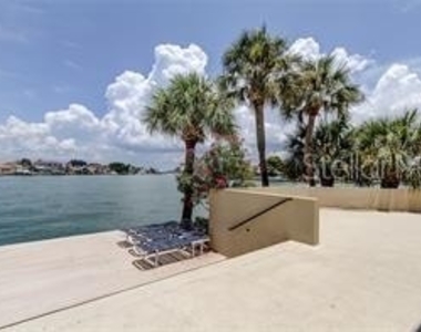 400 Island Way - Photo Thumbnail 33