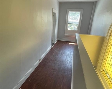 113 West Main #apt 2 Street - Photo Thumbnail 10