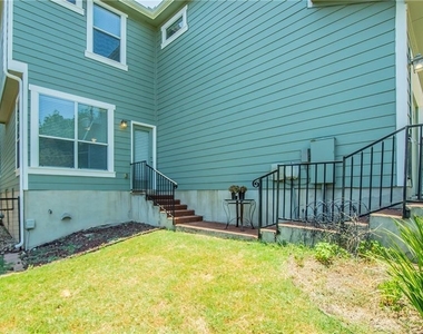 2804  Bond Dr - Photo Thumbnail 24