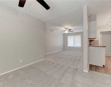 8309  Rockwood Ln - Photo Thumbnail 9