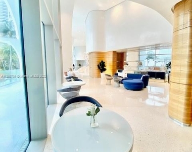 16901 Collins Ave - Photo Thumbnail 40