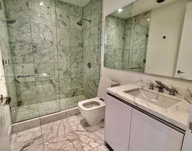 16901 Collins Ave - Photo Thumbnail 24