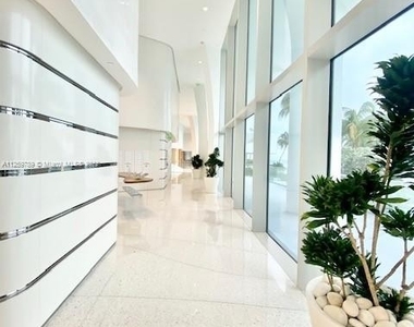 16901 Collins Ave - Photo Thumbnail 39