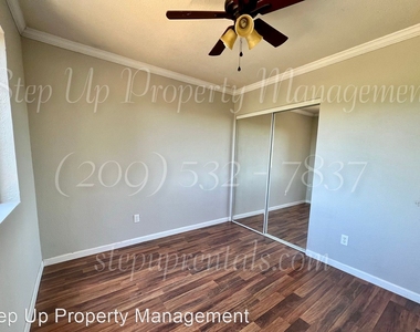 21257 American River Dr - Photo Thumbnail 3