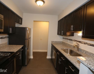 6001 N. Kenmore, Unit 208 - Photo Thumbnail 1