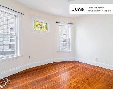 692 Columbia Street, Boston, Ma, 02125 - Photo Thumbnail 9