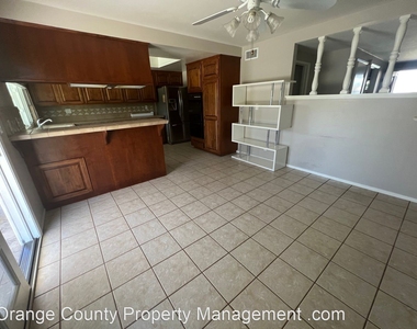 18139 Palmetto Circle - Photo Thumbnail 5