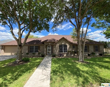 1604 Canyon Oak - Photo Thumbnail 0