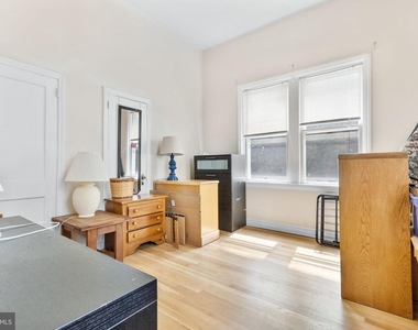 1401 Delaware Ave #1r - Photo Thumbnail 8