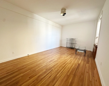 150 West End Avenue - Photo Thumbnail 3
