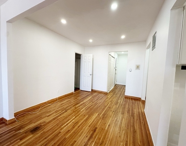 150 West End Avenue - Photo Thumbnail 6