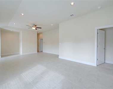 108  White Dunes Dr - Photo Thumbnail 7