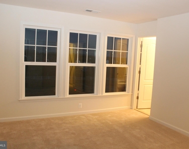 43316 Novi Terrace - Photo Thumbnail 15