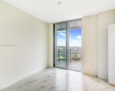 2000 Metropica Way - Photo Thumbnail 19