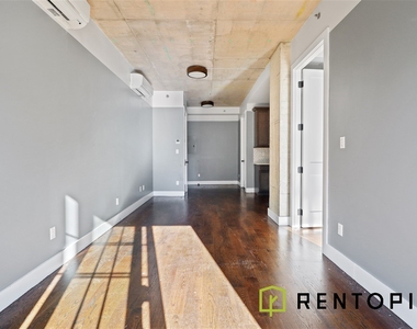 187 Kent Avenue - Photo Thumbnail 2