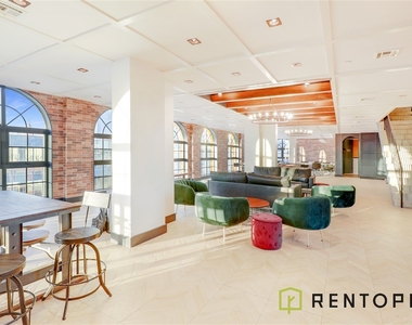 187 Kent Avenue - Photo Thumbnail 6