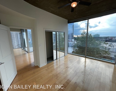 3324 Peachtree Road Ne Unit 1018 - Photo Thumbnail 16