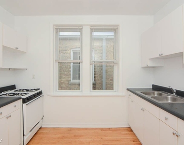 3036 W. Wellington, Unit 3 - Photo Thumbnail 1