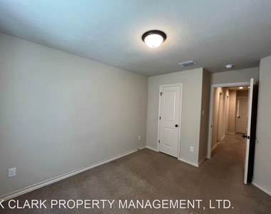 7014 Lakeview Dr #101 - Photo Thumbnail 19