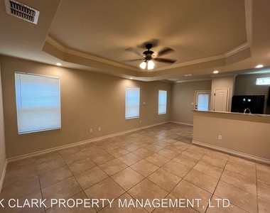 7014 Lakeview Dr #101 - Photo Thumbnail 1